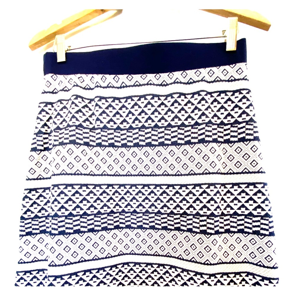 Pencil Skirt - White and Blue pattern